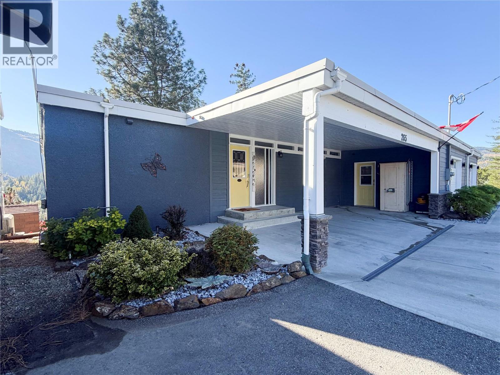 265 8th Avenue, Montrose, British Columbia