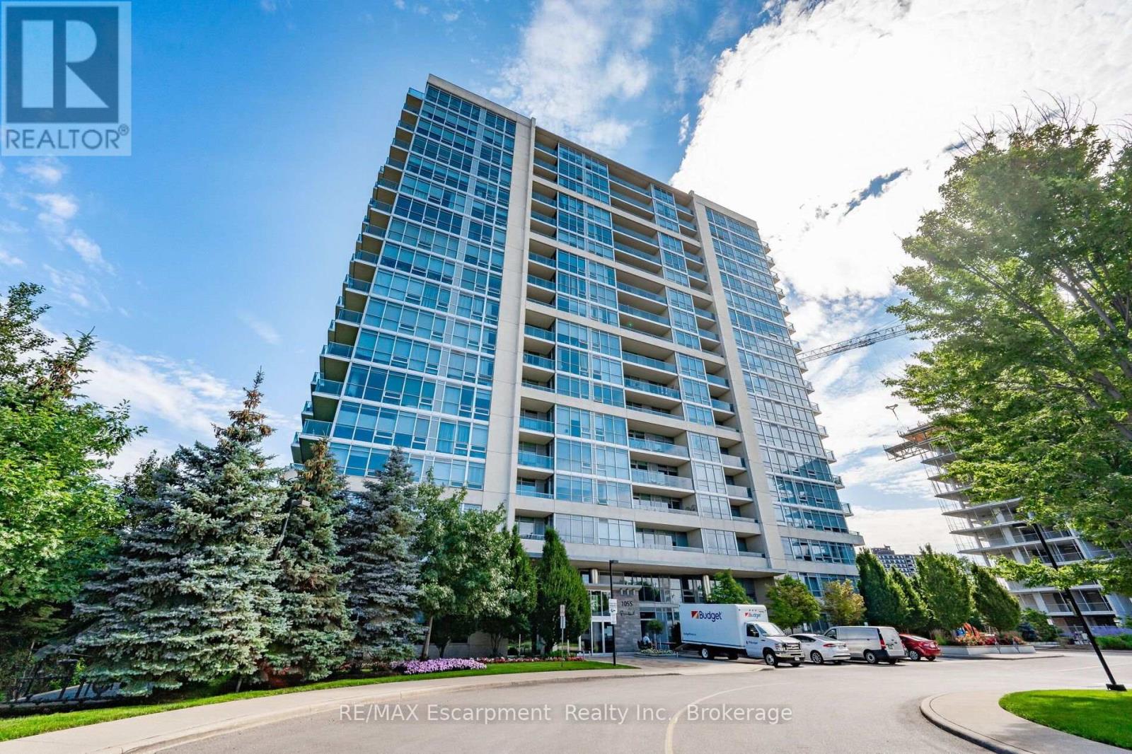 # 209 - 1055 SOUTHDOWN ROAD, Mississauga, Ontario