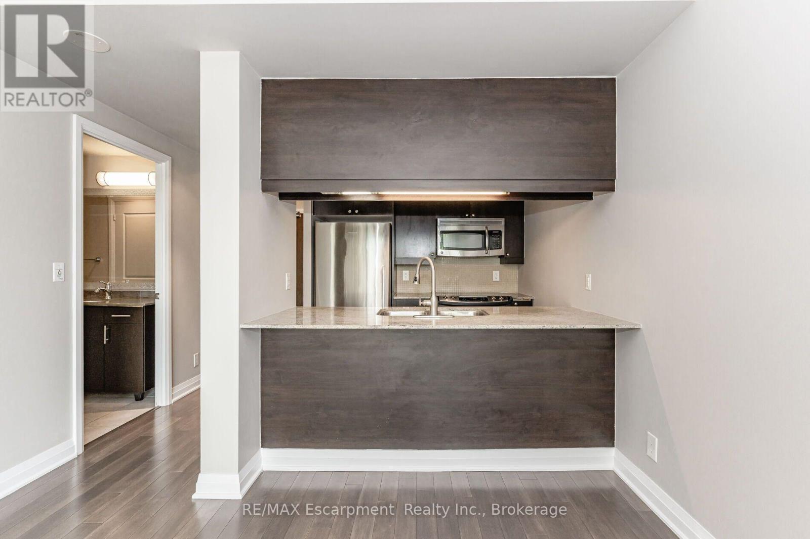 # 209 - 1055 Southdown Road, Mississauga, Ontario  L5J 0A3 - Photo 14 - W14083496