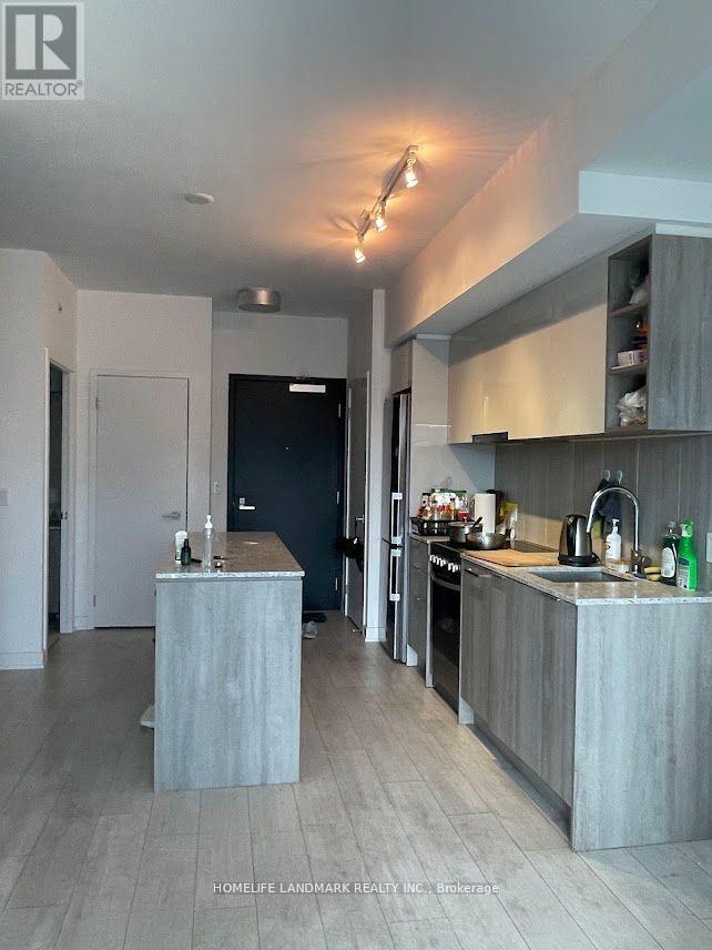 1025 - 31 Tippett Road, Toronto, Ontario  M3H 0C8 - Photo 2 - C14083484
