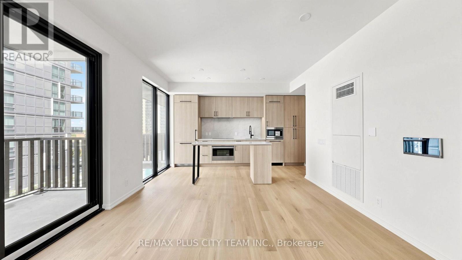 1010 - 109 Erskine Avenue, Toronto, Ontario  M4P 0G6 - Photo 4 - C14083680
