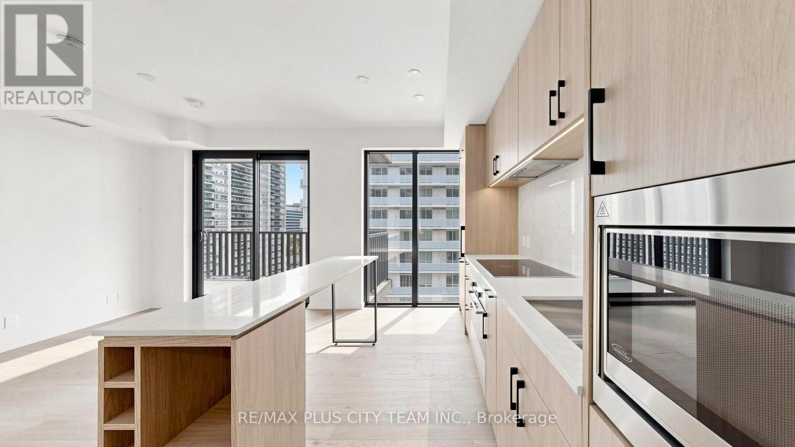 1010 - 109 Erskine Avenue, Toronto, Ontario  M4P 0G6 - Photo 7 - C14083680