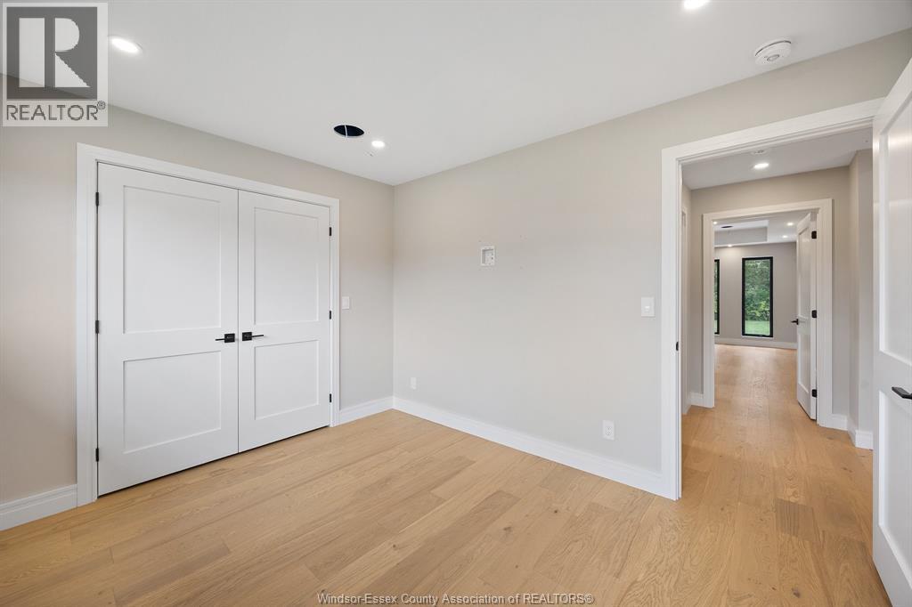 4015 Roseland Drive East, Windsor, Ontario  N9G 1Y5 - Photo 8 - 26025425