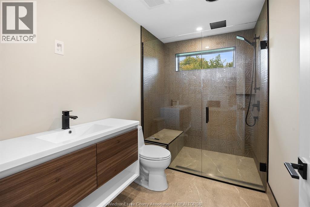 4015 Roseland Drive East, Windsor, Ontario  N9G 1Y5 - Photo 9 - 26025425