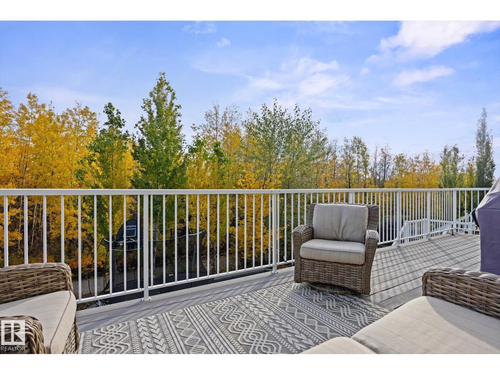 3363 CHICKADEE DR NW