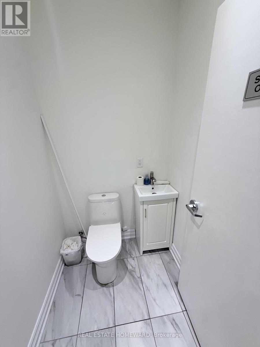 204 - 751 Pape Avenue, Toronto, Ontario  M3K 3T1 - Photo 7 - E14083682