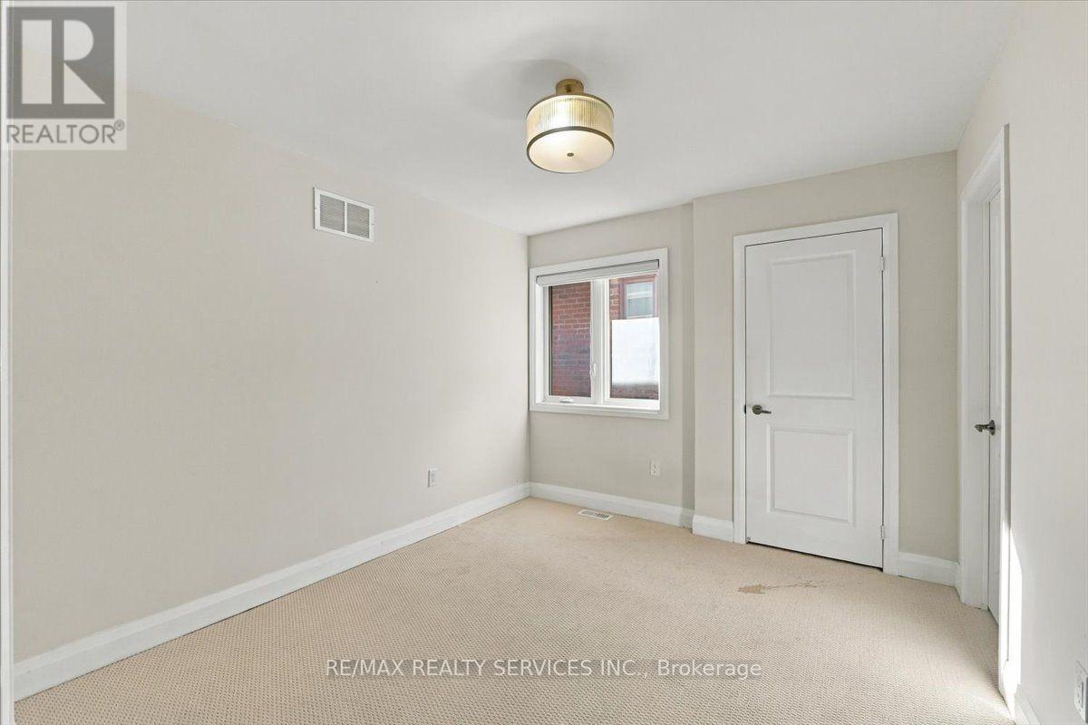 108 Frank Kelly Drive, East Gwillimbury, Ontario  L9N 0V3 - Photo 18 - N13880646