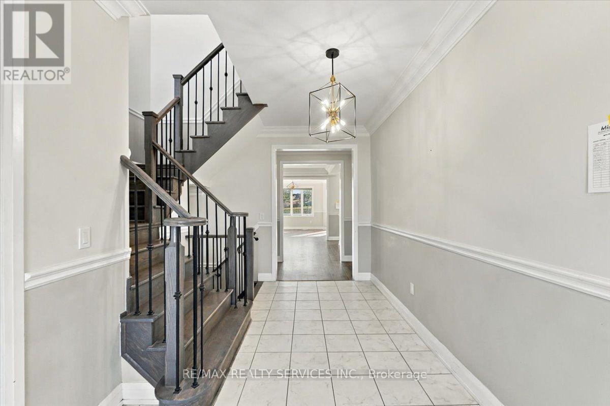 108 Frank Kelly Drive, East Gwillimbury, Ontario  L9N 0V3 - Photo 2 - N13880646