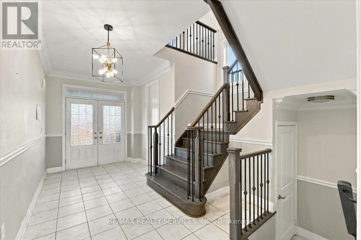 108 Frank Kelly Drive, East Gwillimbury, Ontario  L9N 0V3 - Photo 4 - N13880646