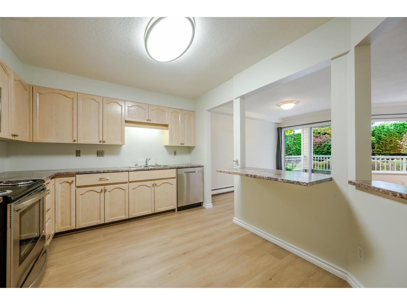 102 2491 GLADWIN ROAD