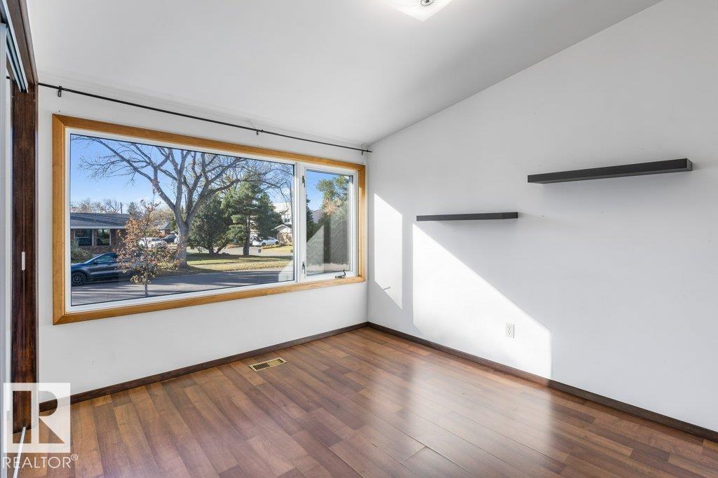 10651 80 ST NW