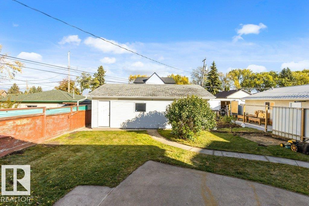 10651 80 ST NW