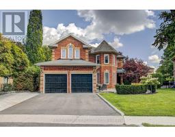 351 FAIRWAY GARDENS, Newmarket, Ontario