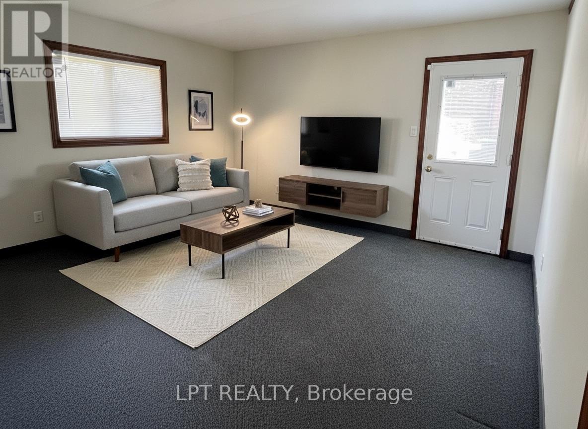 47 Springdale Drive, Barrie (Cundles East), Ontario  L4M 5A8 - Photo 12 - S14083486