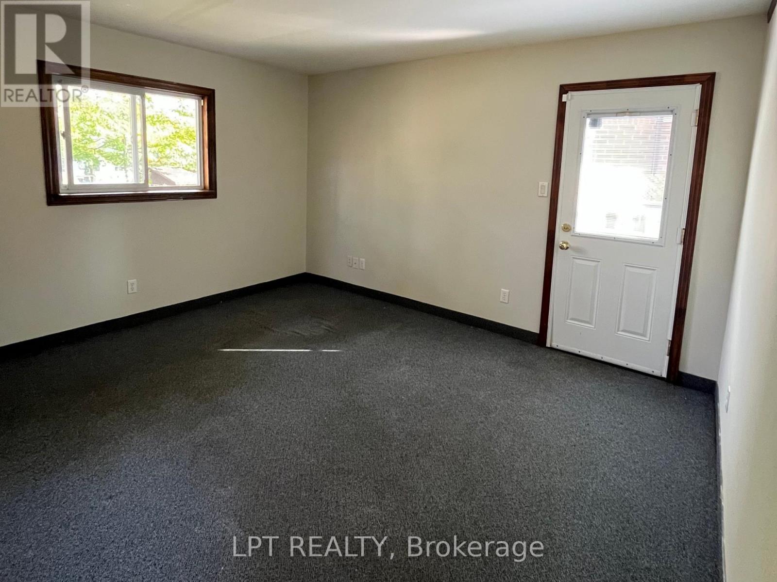 47 Springdale Drive, Barrie (Cundles East), Ontario  L4M 5A8 - Photo 13 - S14083486