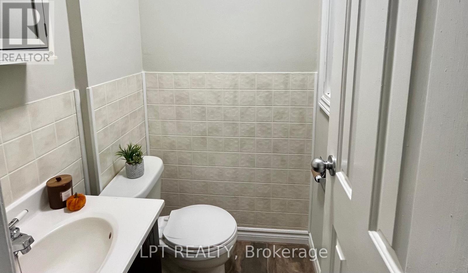 47 Springdale Drive, Barrie (Cundles East), Ontario  L4M 5A8 - Photo 15 - S14083486