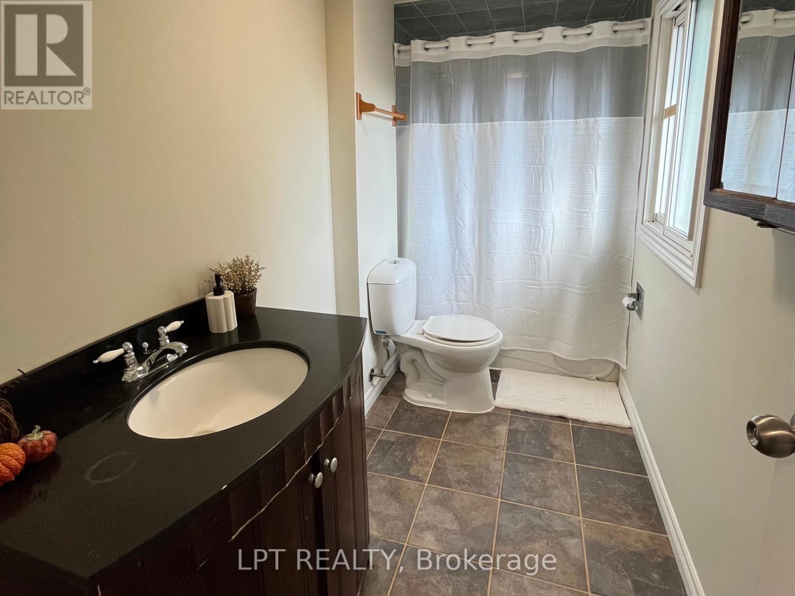 47 Springdale Drive, Barrie (Cundles East), Ontario  L4M 5A8 - Photo 26 - S14083486