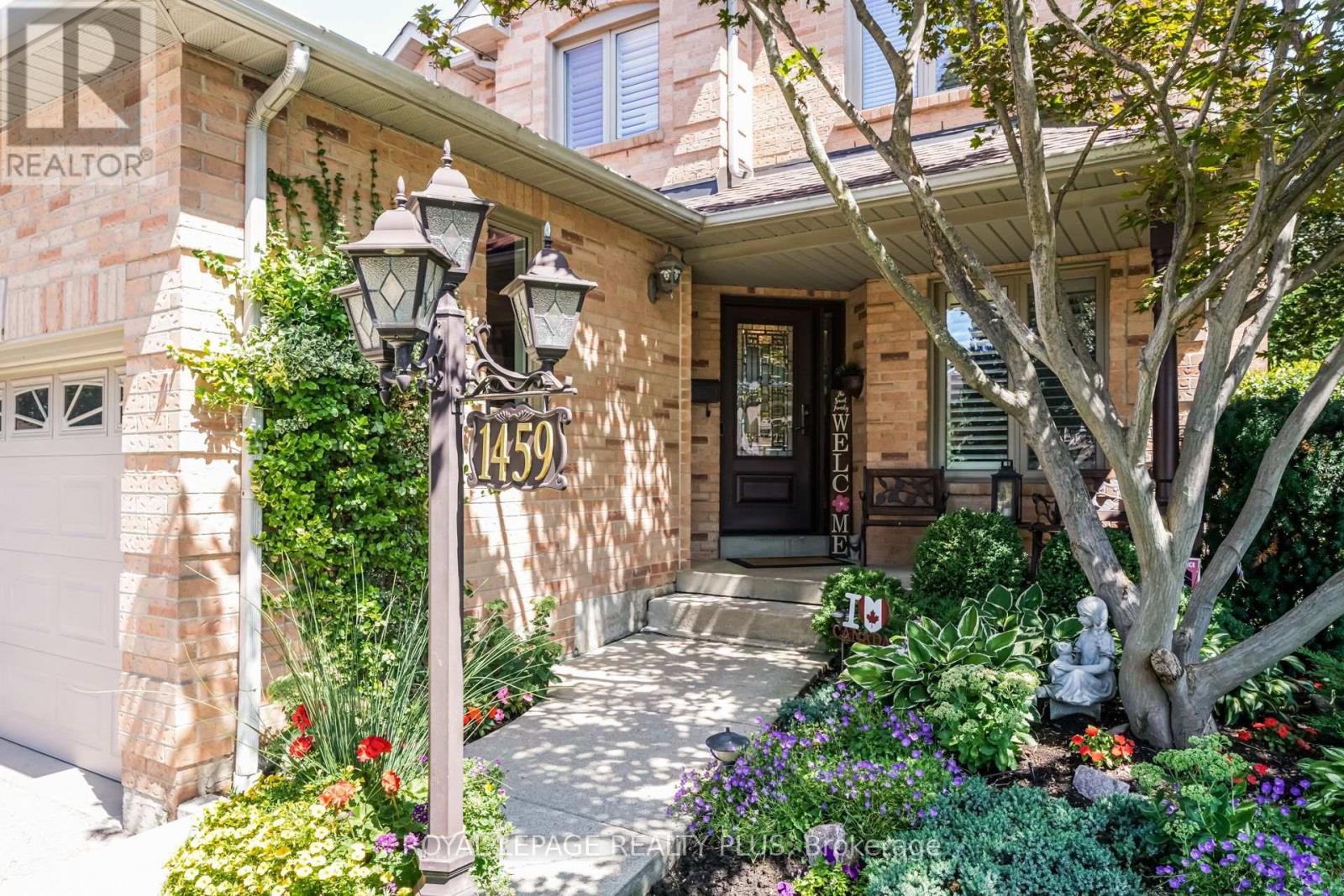 1459 Ravensmoor Crescent, Mississauga, Ontario  L5M 3L4 - Photo 4 - W14083460