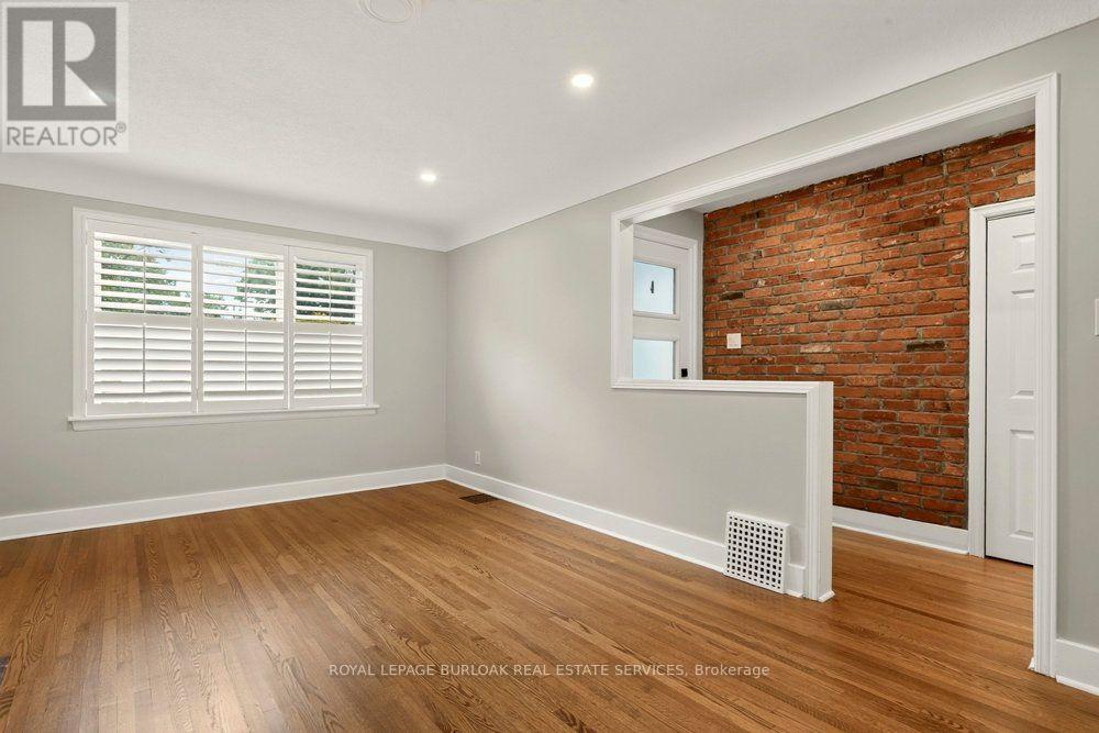 977 Long Drive, Burlington, Ontario  L7T 3K2 - Photo 6 - W14083468