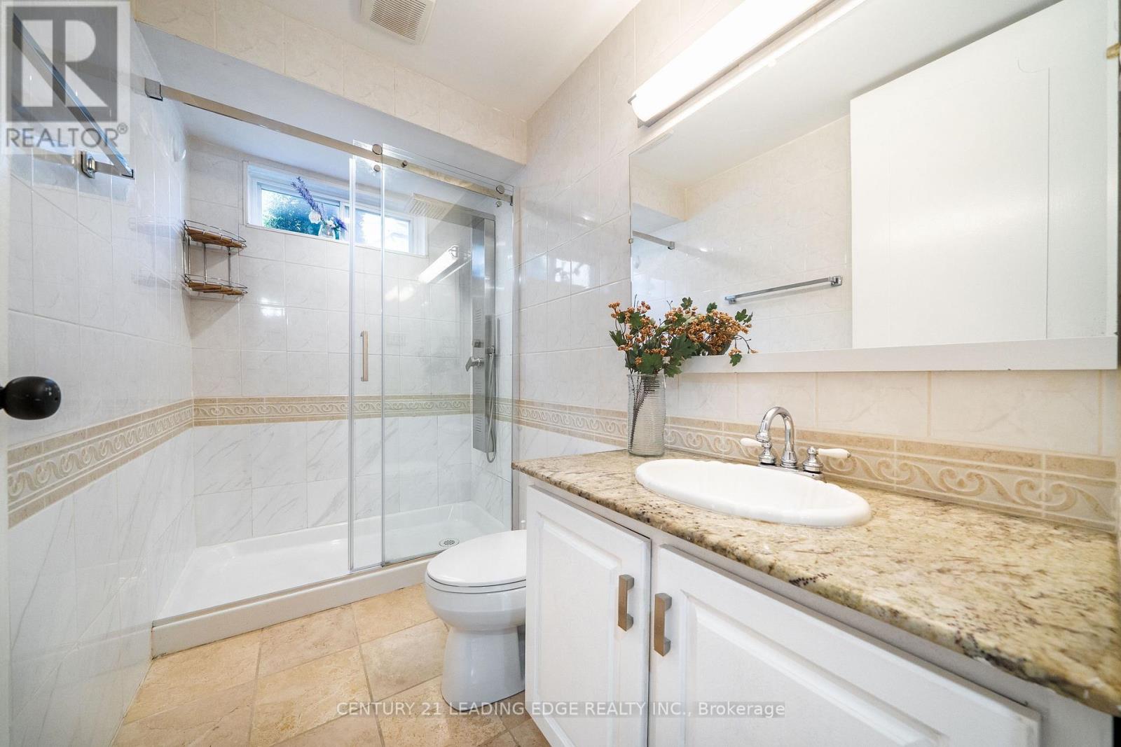 63 Mercury Road, Toronto, Ontario  M9W 3H4 - Photo 20 - W14083624