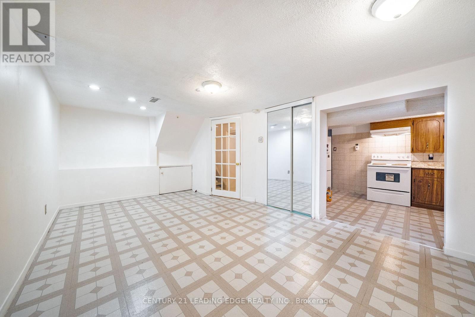63 Mercury Road, Toronto, Ontario  M9W 3H4 - Photo 25 - W14083624
