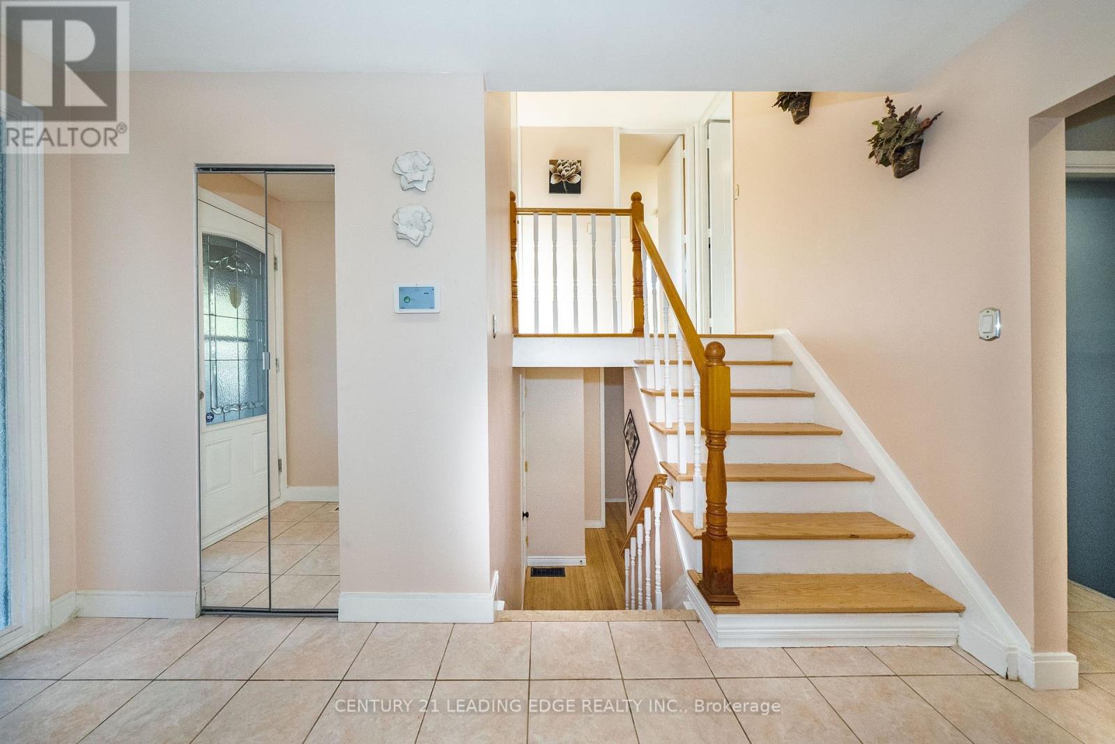 63 Mercury Road, Toronto, Ontario  M9W 3H4 - Photo 3 - W14083624