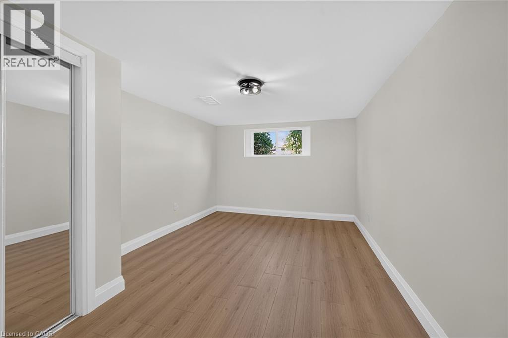 100 Marcella Crescent, Hamilton, Ontario  L8K 6G1 - Photo 39 - 40869480