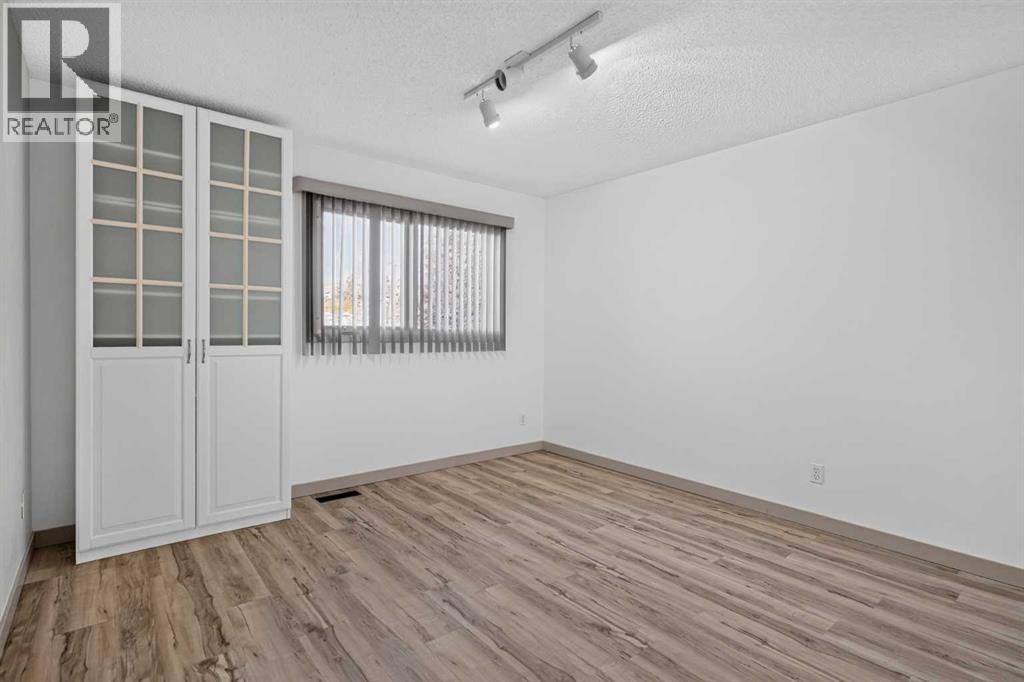 40 Silver Ridge Court NW, Calgary, Alberta  T3B 4V5 - Photo 26 - A2350489