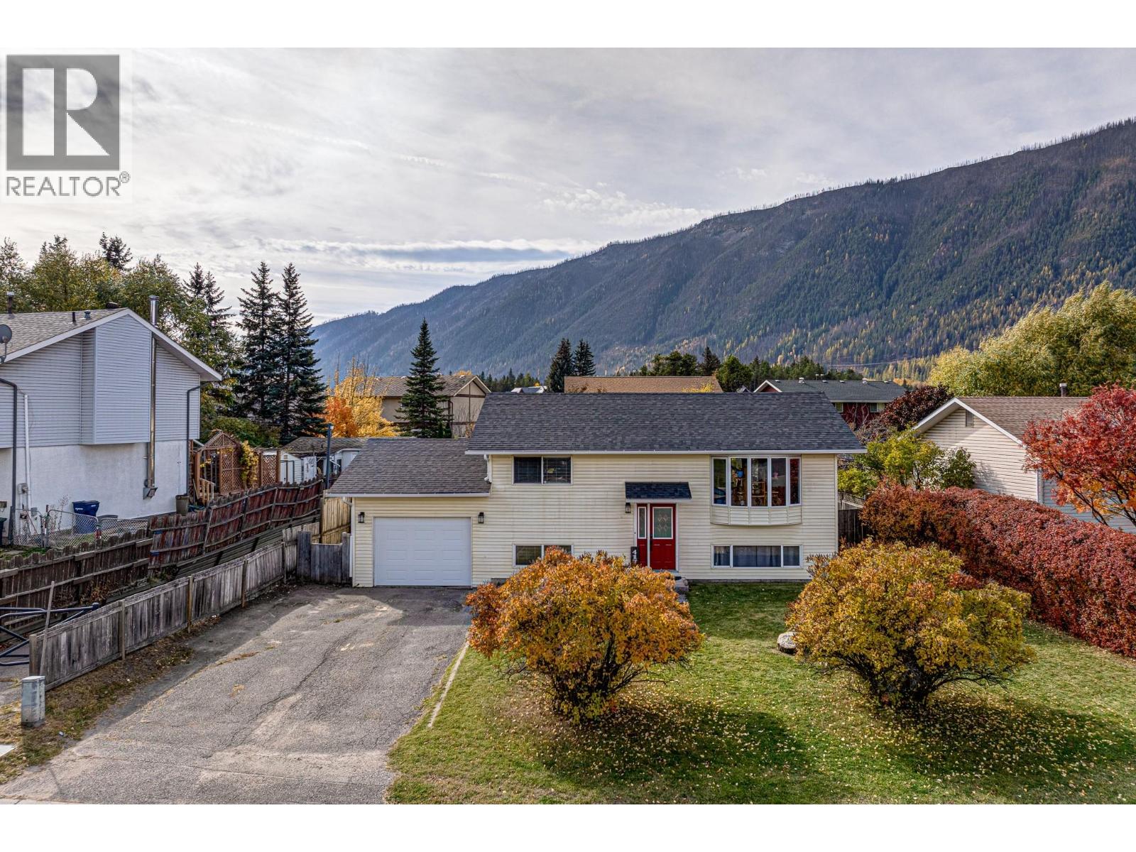 417 Engelmann Spruce Drive