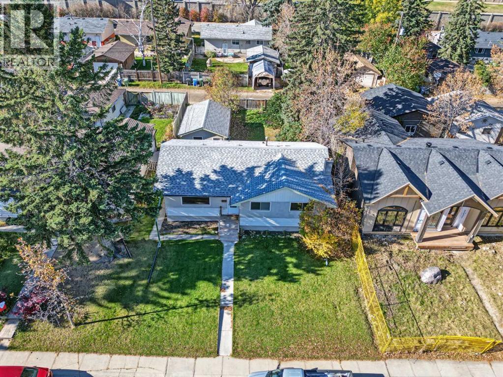 101 Langton Drive SW, Calgary, Alberta  T3E 5G1 - Photo 4 - A2351958