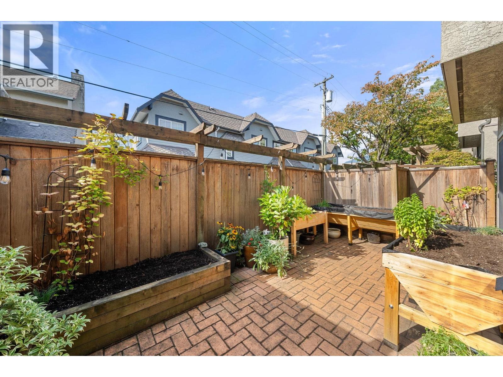 19 2133 St George's Avenue, North Vancouver, British Columbia  V7L 3K5 - Photo 34 - R3174476