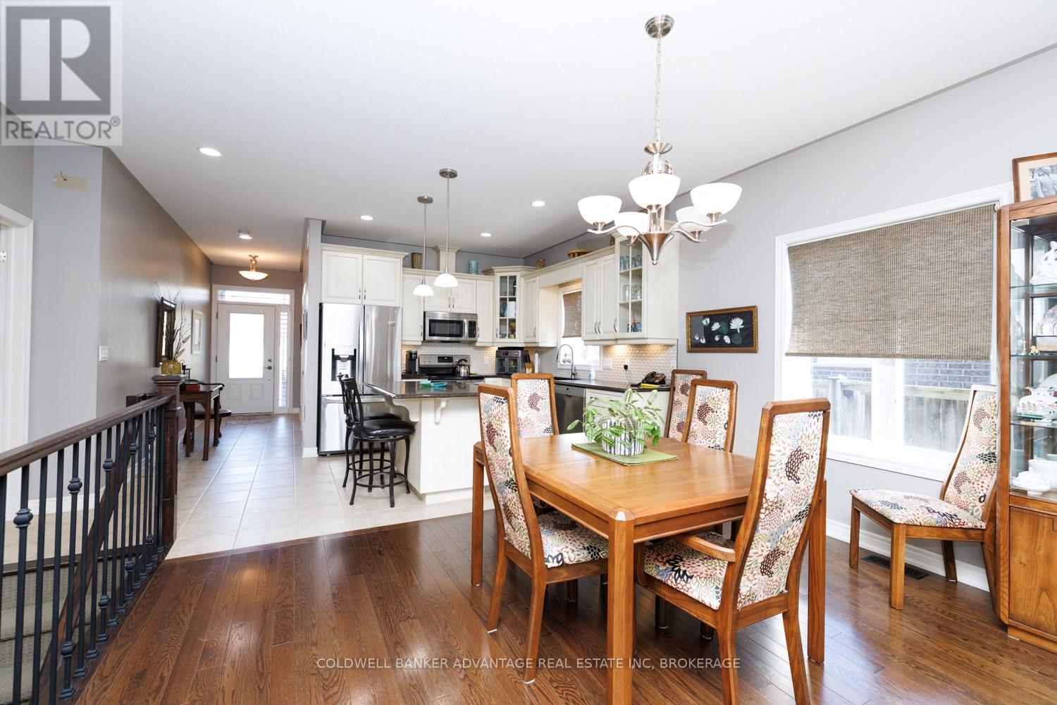 11 Willson Cross, Pelham (Fonthill), Ontario  L0S 1E4 - Photo 10 - X14083820