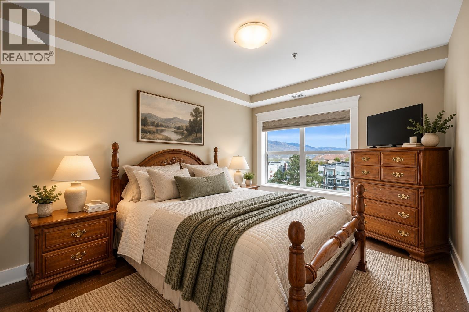 975 Victoria Street W Unit# 606
