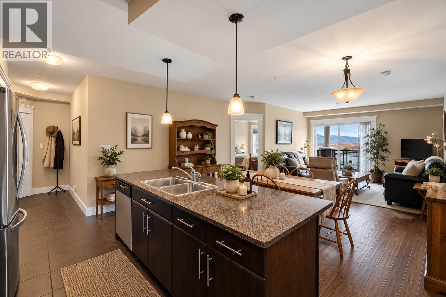 975 Victoria Street W Unit# 606