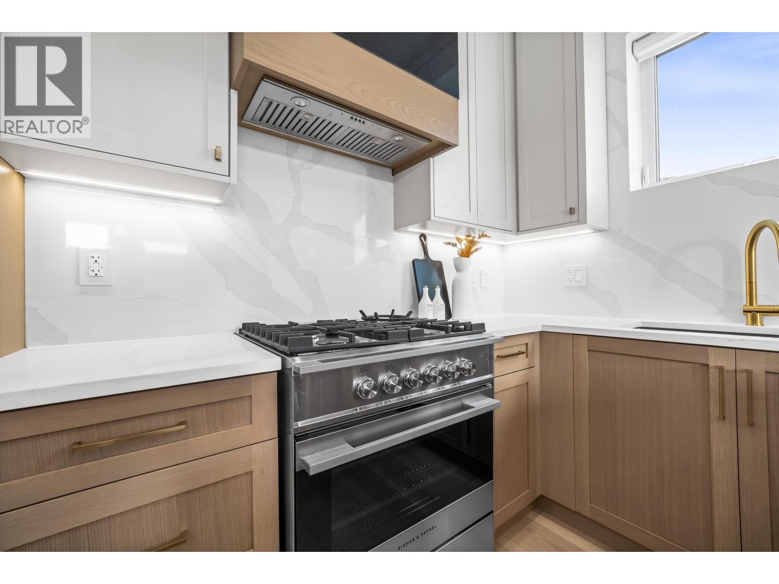 2712 Kitchener Street, Vancouver, British Columbia  V5K 3E1 - Photo 5 - R3175833