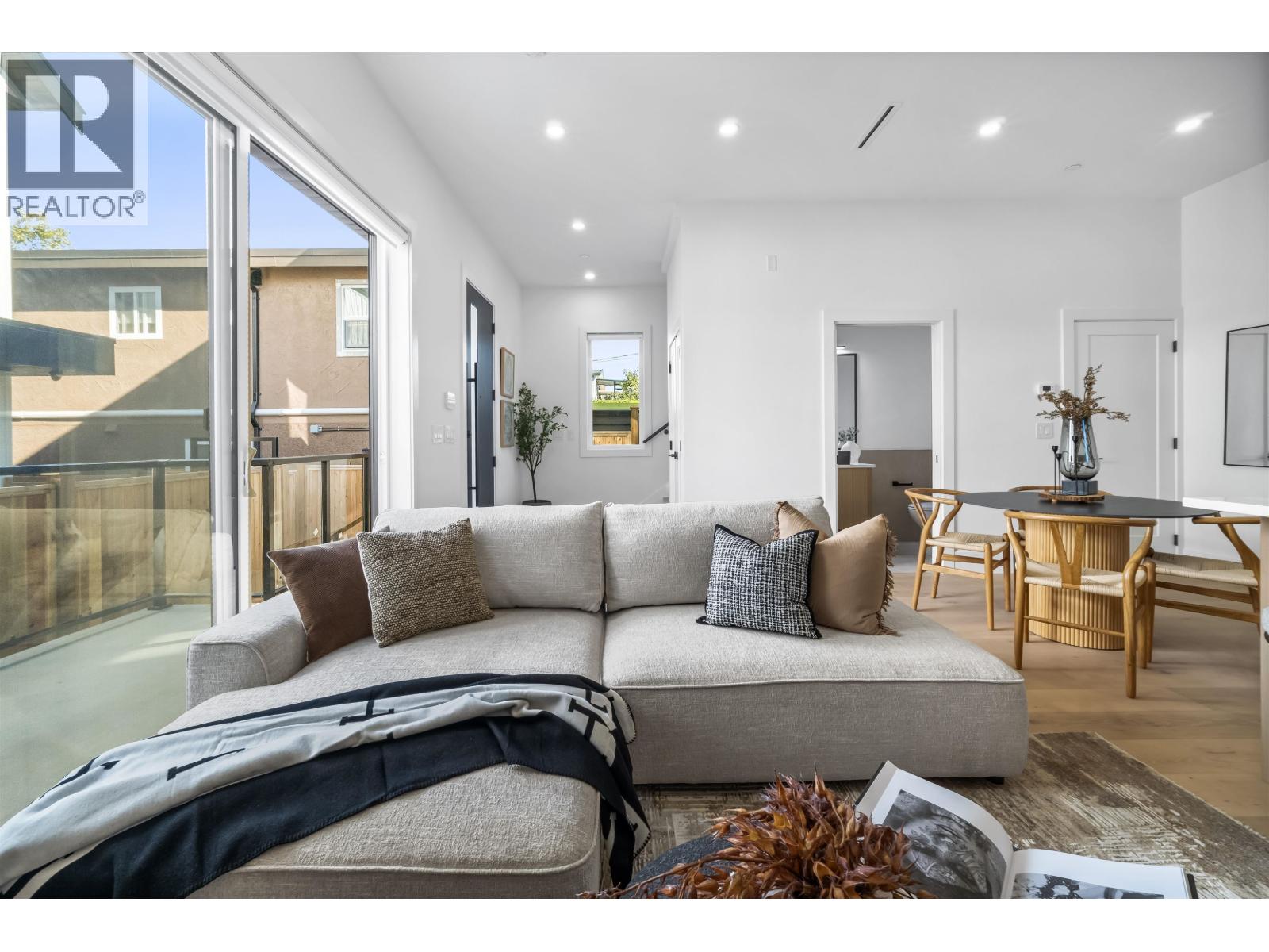 2712 Kitchener Street, Vancouver, British Columbia  V5K 3E1 - Photo 7 - R3175833