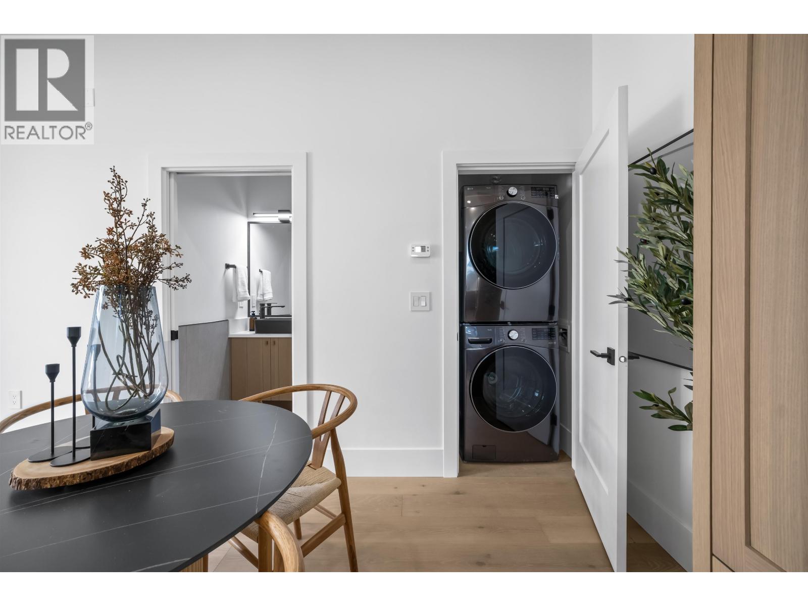 2712 Kitchener Street, Vancouver, British Columbia  V5K 3E1 - Photo 9 - R3175833