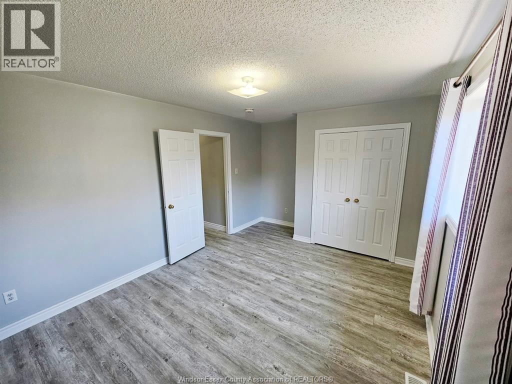 201 Hanmer Street East, Barrie, Ontario L4M 6W7 - Photo 9 - 26023824