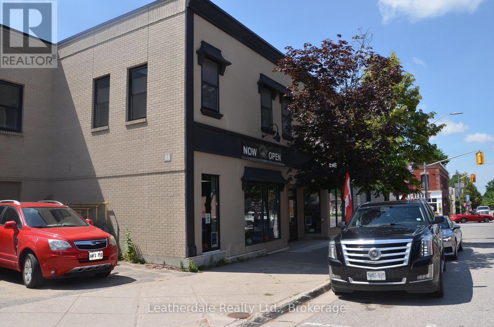 Unit D - 100 Muskoka Road S, Gravenhurst, Ontario  P1P 1X2 - Photo 4 - X14083700