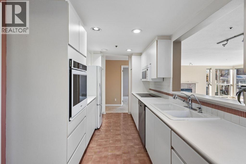 305 1551 Mariner Walk, Vancouver, British Columbia V6J 4X9 - Photo 8 - R3175028
