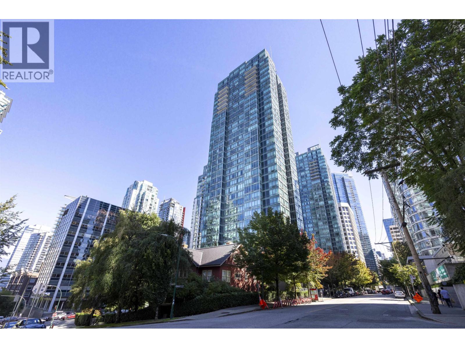 1303 1288 W GEORGIA STREET, Vancouver, British Columbia