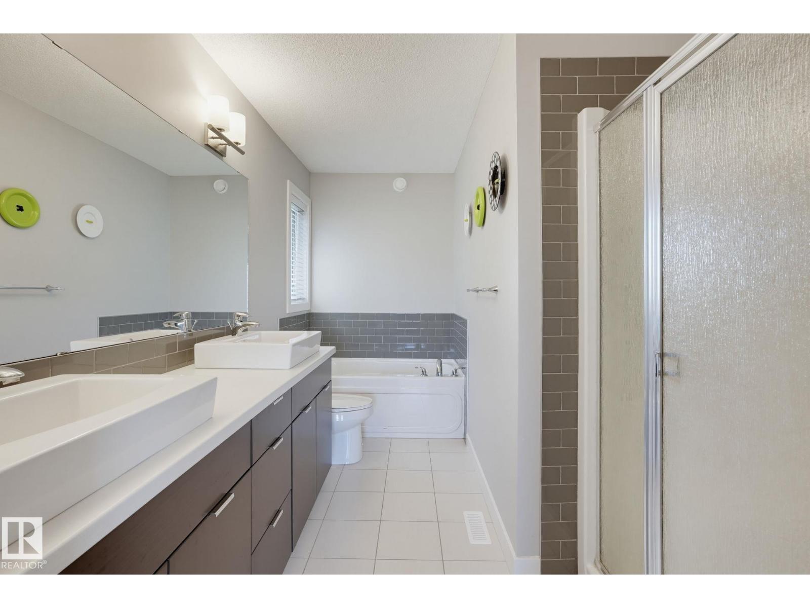 6117 176A AV NW