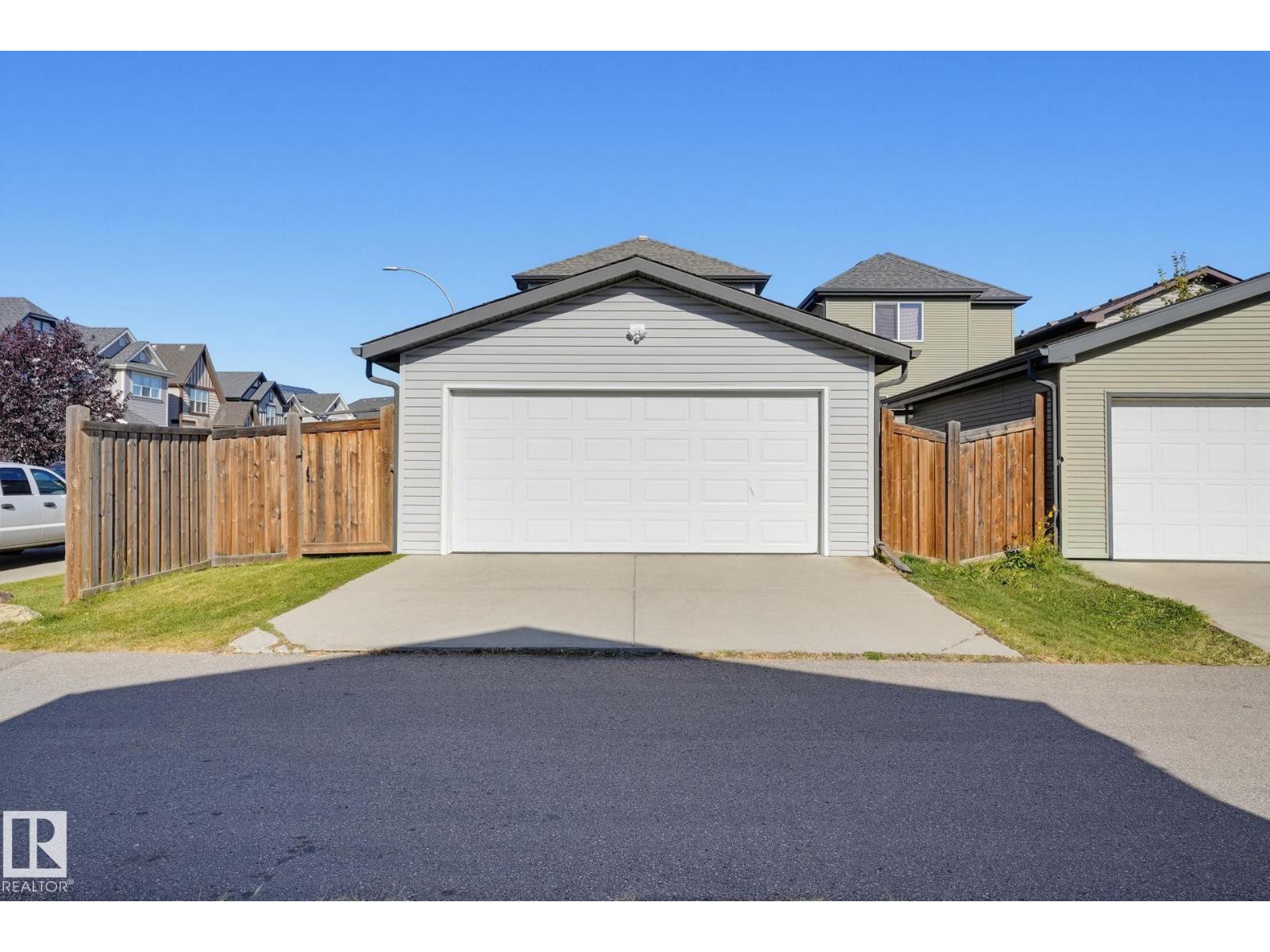 6117 176A AV NW