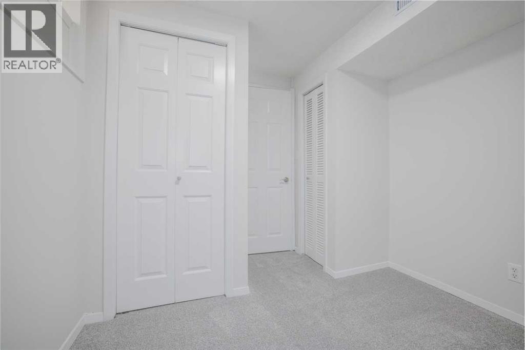 383 Woodfield Road SW, Calgary, Alberta  T2W 3V8 - Photo 28 - A2351742