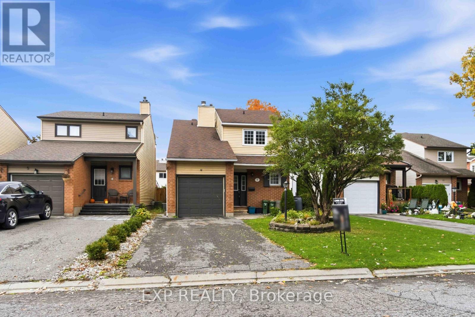 7 FULHAM COURT, Ottawa, Ontario