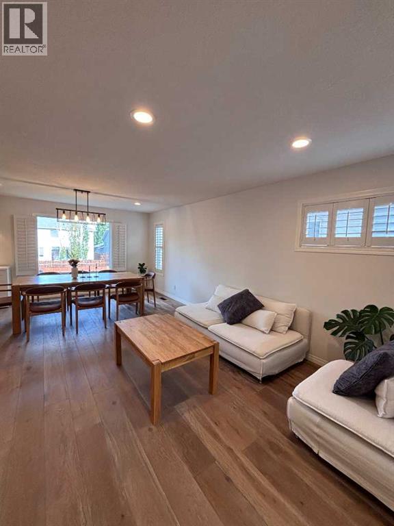 18 Sarcee Place W