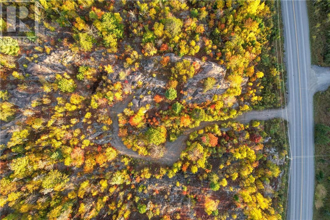 1537 Highway 537, Wahnapitae, Ontario