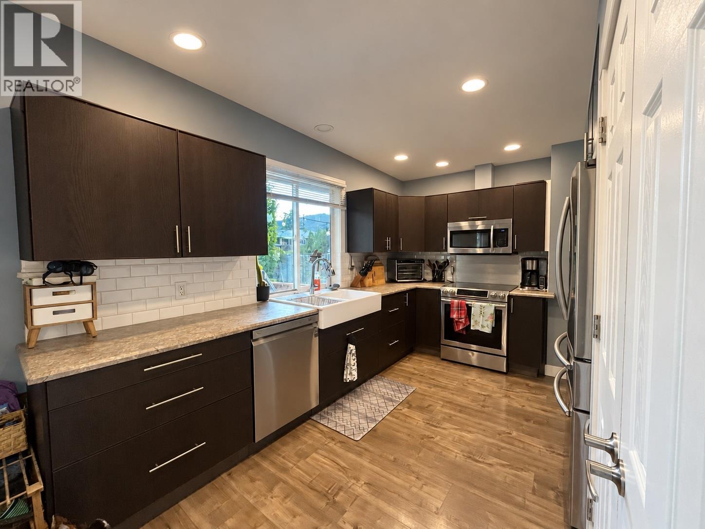 266 Chestnut Avenue, Kamloops, British Columbia  V2B 1L5 - Photo 9 - 10403355