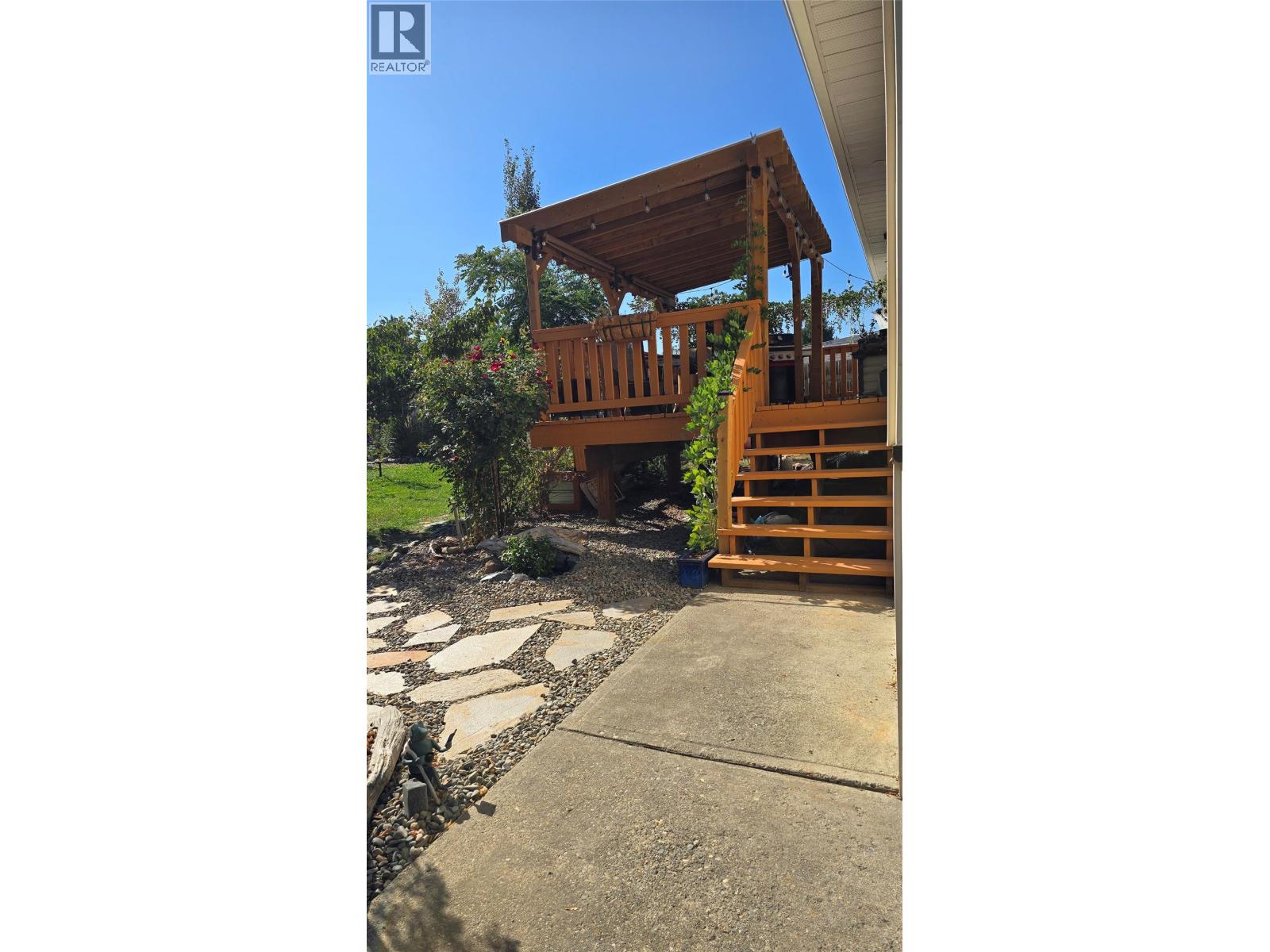 266 Chestnut Avenue, Kamloops, British Columbia  V2B 1L5 - Photo 32 - 10403355