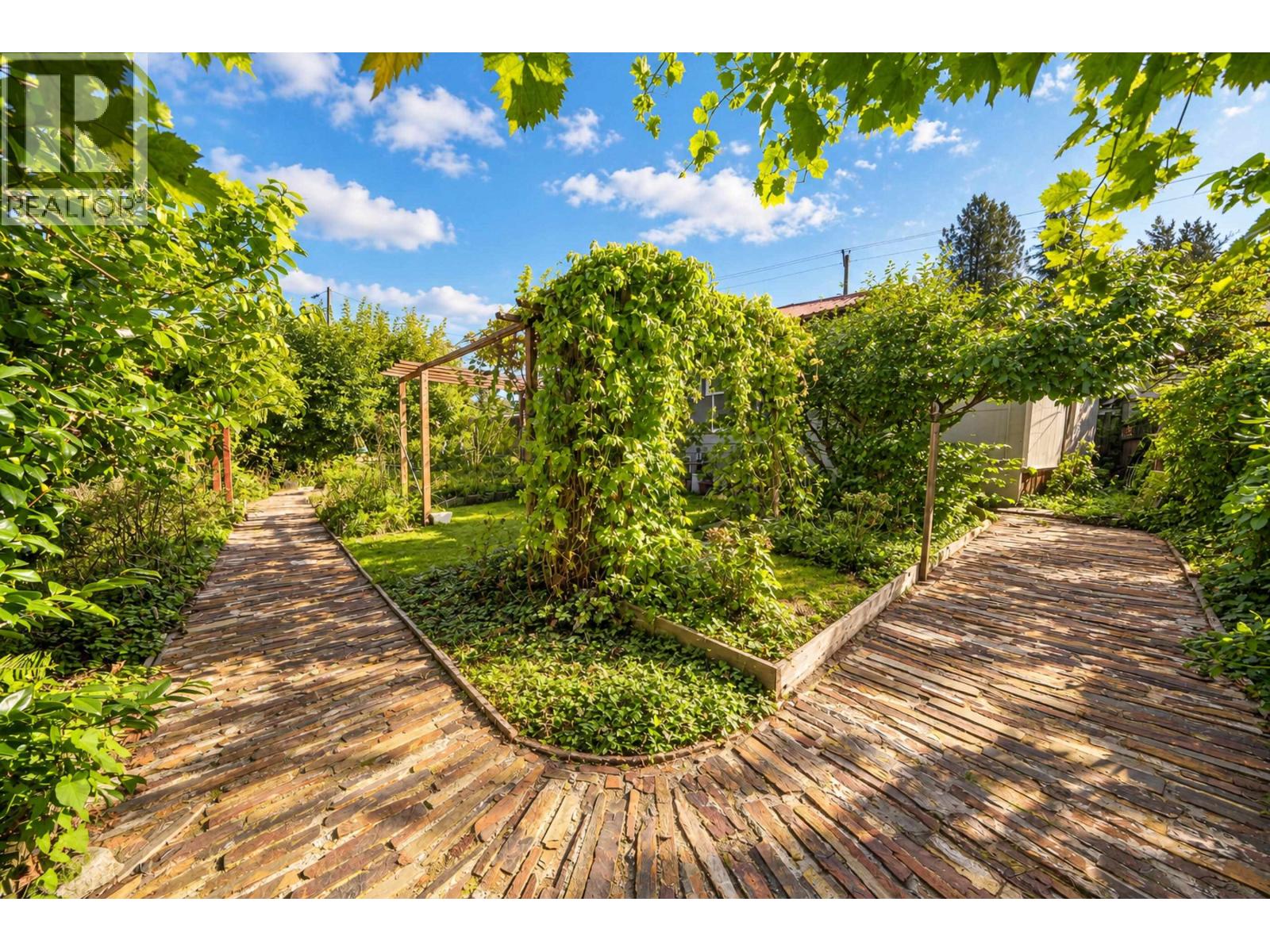 7288 INLET DRIVE